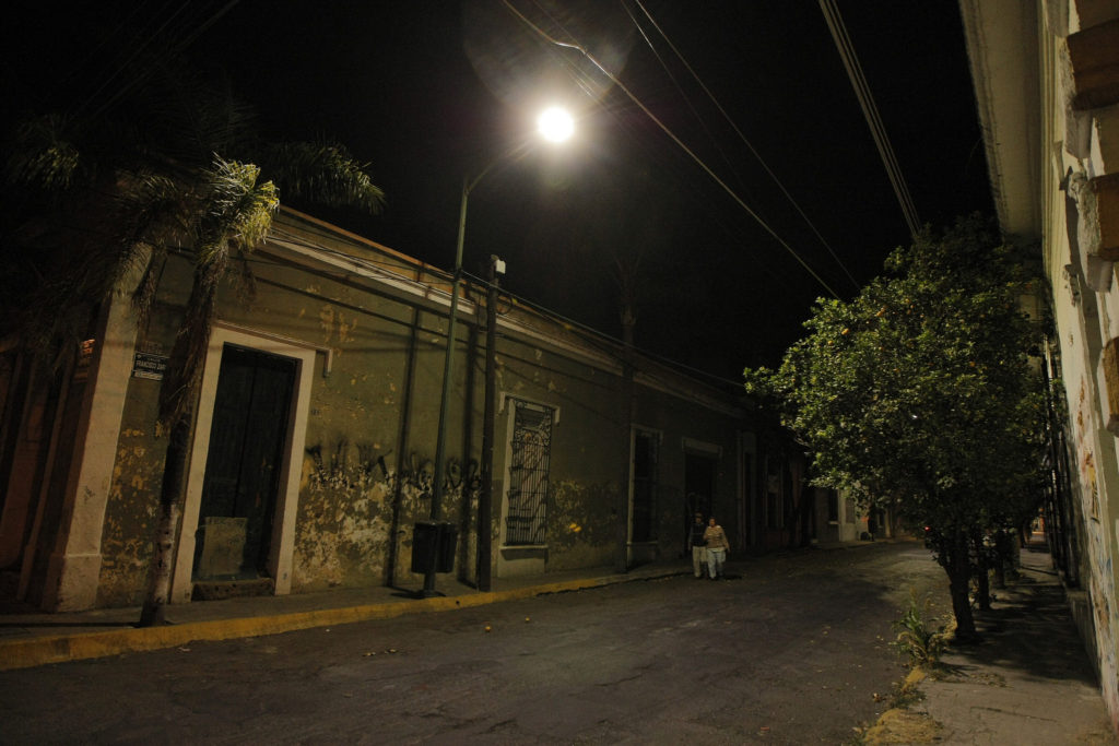 Arranque del programa de sustitución de luminarias en el barrio de El Santuario. Foto: Gobierno de Guadalajara